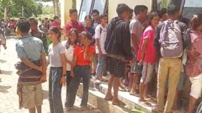 Jemput Bola di Kabupaten Sumba Barat Daya, Dukcapil Bagikan 8.533 Dokumen Kependudukan