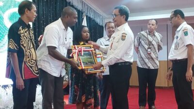Tinjau Perkembangan Inovasi di Papua Barat, Kepala BSKDN Tekankan Pemanfaatan Hasil Riset