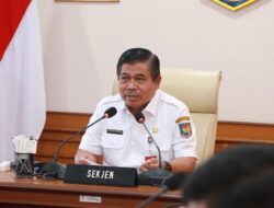 Sekjen Kemendagri Tekankan Pemerintah Daerah Harus Membayar THR Tepat Waktu