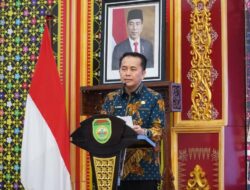 Pj Gubernur Sumsel Fatoni Serahkan Sertifikat PROPER Tahun 2022-2023 Bagi 144 Perusahaan di Sumsel
