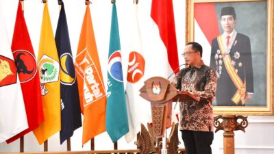 Kemendagri Serahkan DP4 kepada KPU sebagai Bahan Penyusunan DPT Pilkada Serentak 2024