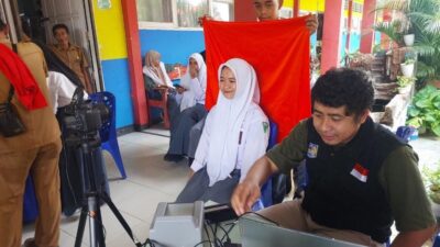 Empat Hari di Kabupaten Sigi-Sulteng, Dukcapil Bagikan 1.517 Dokumen Kependudukan