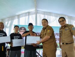 Gubernur Arinal Buka Rapat Evaluasi Pelaksanaan Pola Tanam Tahun 2023-2024 dan Silaturahmi dengan Perkumpulan Petani Pengguna Air di Areal Pesawahan Mulyosari, Kota Metro