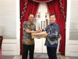 Kunker ke Banjarnegara, Dirjen Teguh Apresiasi Pelayanan Adminduk Hingga ke Desa