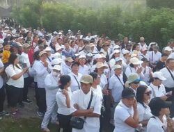 Woow…! Belasan Ribu Warga Jembrana Ikuti Jalan Santai Beradiah Motor dan Rumah