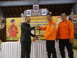 Rawan Kecelakaan di Tebing Nusa Penida, SAR Denpasar Gelar Pelatihan Teknis di Ketinggian