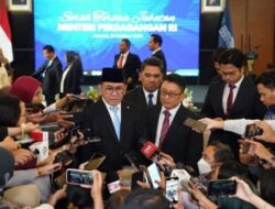 Resmi Gantikan Zulhas Sebagai Mendag, Ini Profile Mendag Baru Budi Santoso