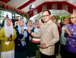 Jelang Pemungutan Suara Pilkada Serentak 2024, Kemendagri Instruksikan Penundaan Sementara Distribusi Bansos