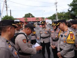Pastikan Keamanan, Kapolres Pelabuhan Makassar Kawal langsung Logistik Pilkada di Kepulauan Sangkarrang