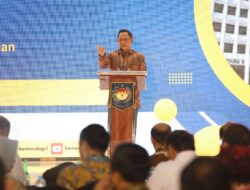 Mendagri Dorong Pemda Ubah Pola Pikir untuk Tingkatkan Pendapatan Daerah