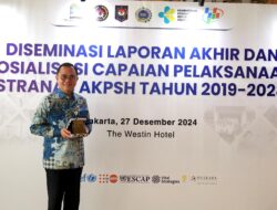 Dukung Semua Lini Stranas AKPSH, Ditjen Dukcapil Terima Token of Appreciation dari Bappenas