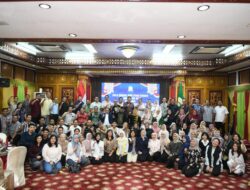 Pj Gubernur Safrizal Jamu Rombongan Ditjen Bina Adwil Kemendagri 