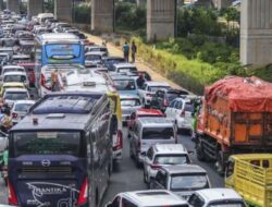 LANGKAH PEMBENAHAN TRANSPORTASI UNTUK MENGURAI KEMACETAN JAKARTA