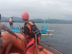 Ditolong Tim SAR, Dewa Cokong dan Pamannya Selamat Setelah Terombang-Ambing di Tengah Laut