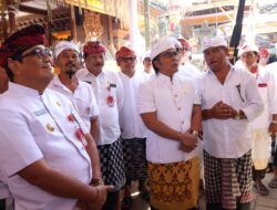 Wakil Gubernur Giri Prasta Hadiri Upacara Tawur Balik Sumpah di Pura Desa Wanasari, Tabanan