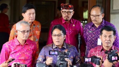 Wagub Giri Prasta Apresiasi Dukungan Fraksi-Fraksi DPRD Provinsi Bali atas Raperda Perubahan Perda No. 6 Tahun 2023