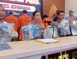 Ada Tujuh Pria Digiring ke Polres Jembrana Diberikan Seragam Oranye, Ternyata Begini Kesalahannya