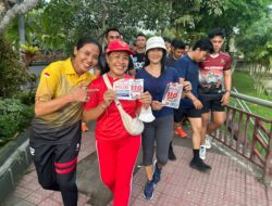 Sambil Jalan Santai, Kapolres Jembrana Edukasi Warga Soal Layanan Darurat Polri 110