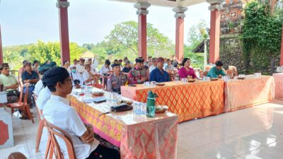 Astaga…! Perseteruan Bendesa Pendem VS Oknum Anggota DPRD Jembrana Berlanjut ke Paruman Desa