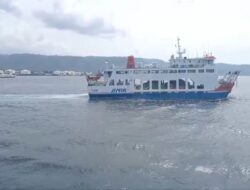 Cuaca Buruk Pelayaran di Selat Bali Ditutup, Antrean Kendaraan Hingga 2 KM