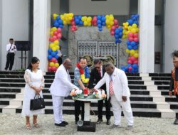 Pj Gubernur Papua Agus Fatoni Resmikan Gereja Pantekosta di Indonesia (GPdI) Revival Yemtien