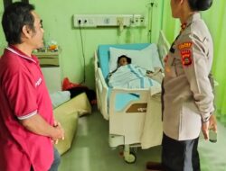 Bentuk Perhatian Kapolres Jembrana, Kunjungi Istri Awak Media yang Sedang Dirawat di RSU Negara Kab. Jembrana