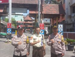 Cegah Kejahatan Jalanan dan Beri Rasa Aman, Polsek Metro Taman Sari Gelar Patroli Jalan Kaki di Mangga Besar Raya
