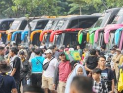 Hingga H-1, Sepuluh Juta Orang Telah Mudik Lebaran dengan Angkutan Umum