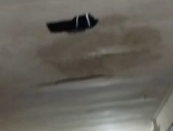 Atap dan Platform Pasar Yehembang Jebol, Seorang Pedagang Nyaris Tertimpa Genteng