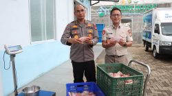 Polda Metro Jaya dan Polres Jakbar Panen 219 Kg Ikan Nila di Greenhouse Palmerah