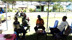Babinsa Warsa Anjangsana ke Rumah Duka Warga di Kampung Amoy