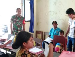 Babinsa Kawal PPDB di SMPN 3 Swaipak
