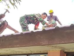 Babinsa Biak Kota Dampingi Rehabilitasi SMK Pertanian di Kampung Mandouw