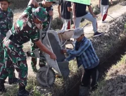 Bersama Warga Desa Buruan, TNI AD Wujudkan Semangat Gotong Royong dan Kepedulian Sosial