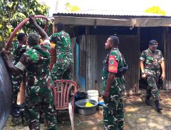 Kodim 1708/BN Bantu Salurkan Air Bersih kepada Warga Kampung Darfuar