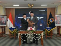 Serah Terima Jabatan Kepala BNPP, Mendagri Tito Harapkan Pengelolaan Perbatasan Lebih Optimal
