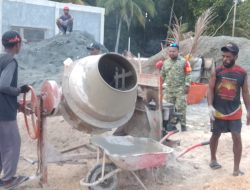 Babinsa Numfor Hadiri Monitoring Pembangunan Kampung Nelayan di Desa Yenbeba
